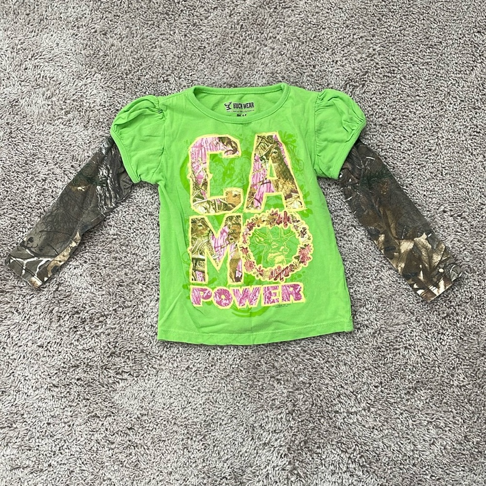 👶🏻5/$10👶🏻 girls camo power shirt